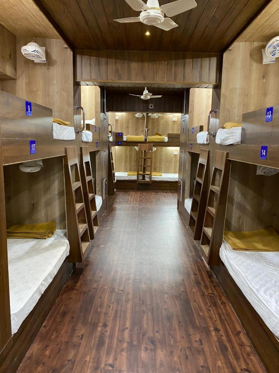 City Stay Deluxe Ac Dormitory Madgaon Exterior foto